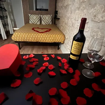 Cosy Bellamy Apartment Angouleme
